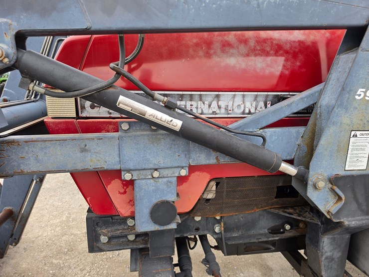 1992-case-ih-5120-image-8