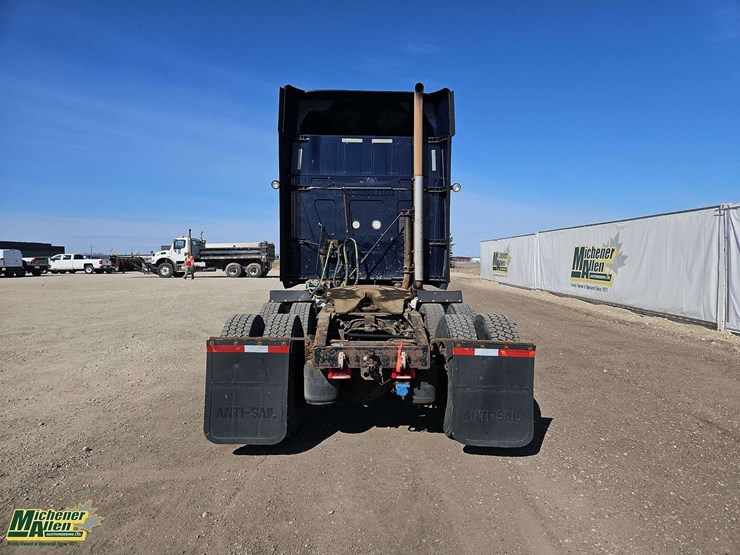 2016-international-prostar-image-7