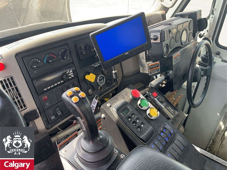2016-international-workstar-7400-image-15