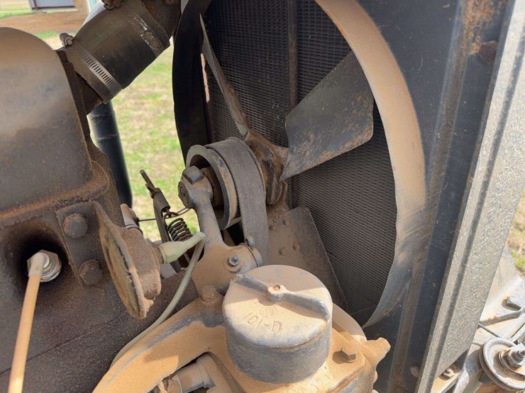 farmall-f-20-image-29