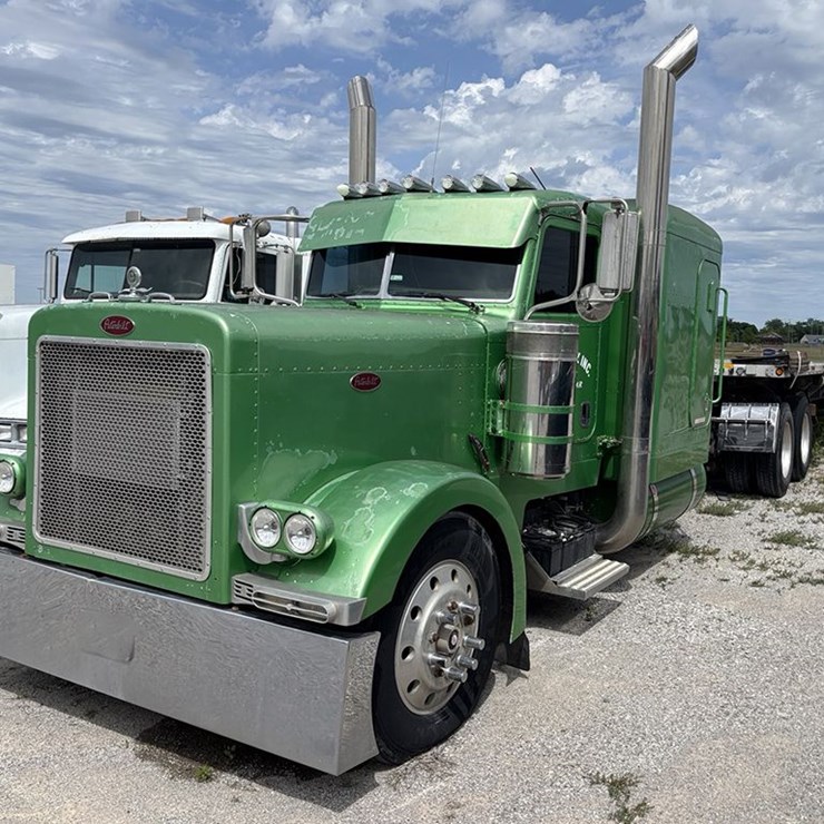 1988 PETERBILT 379