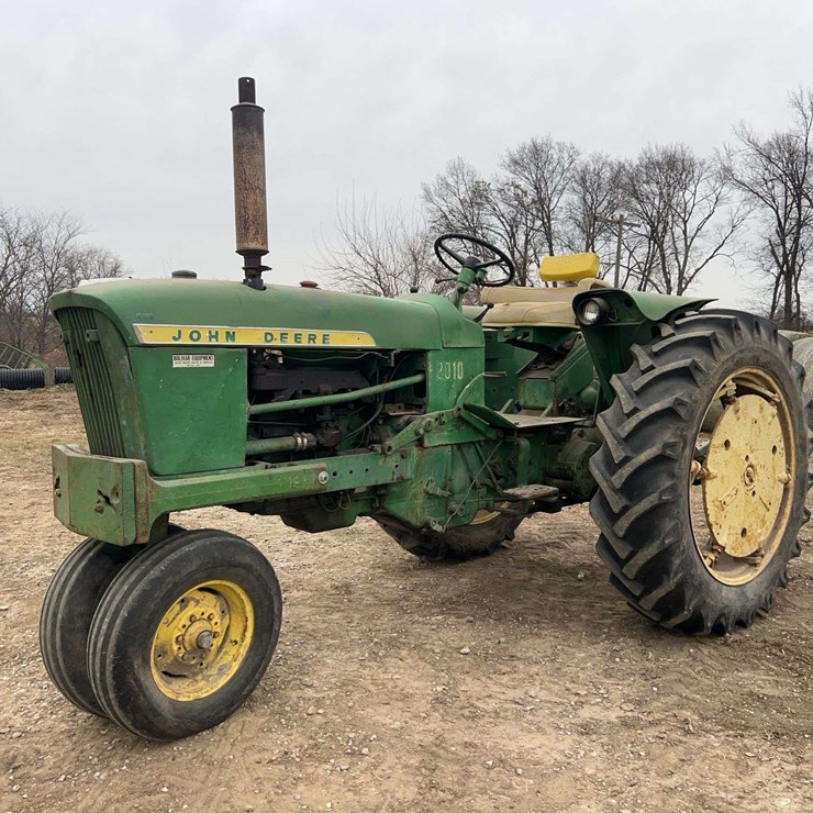 2010 JOHN DEERE 2010