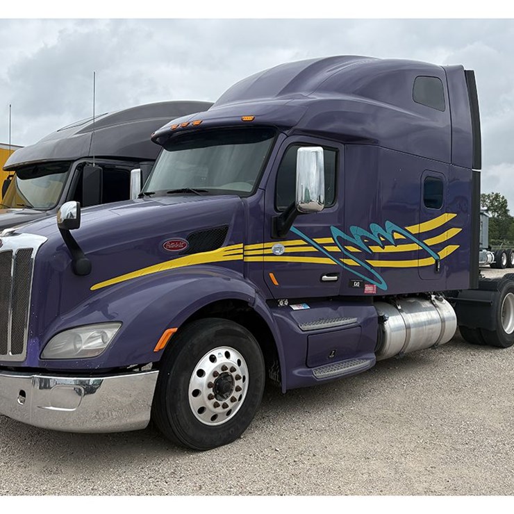 2020 PETERBILT 579