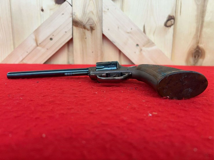 h&r-model-922-.22-lr-da-revolver-image-7