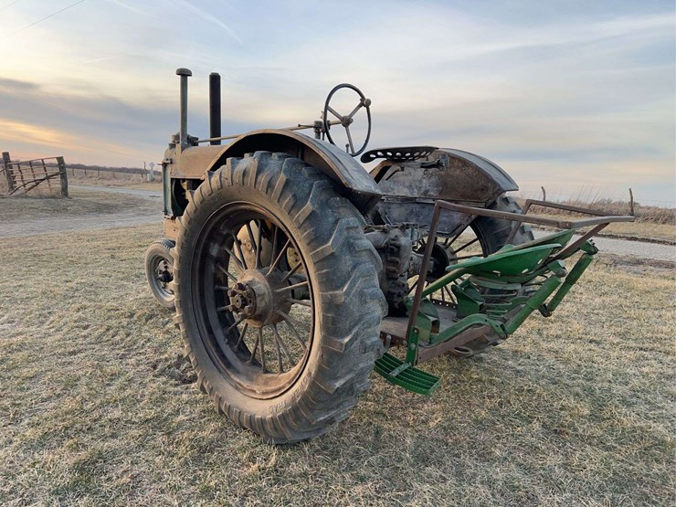 john-deere-model-a-image-3