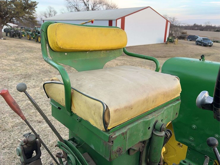 john-deere-720-image-35