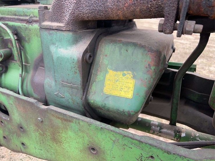 john-deere-720-image-23