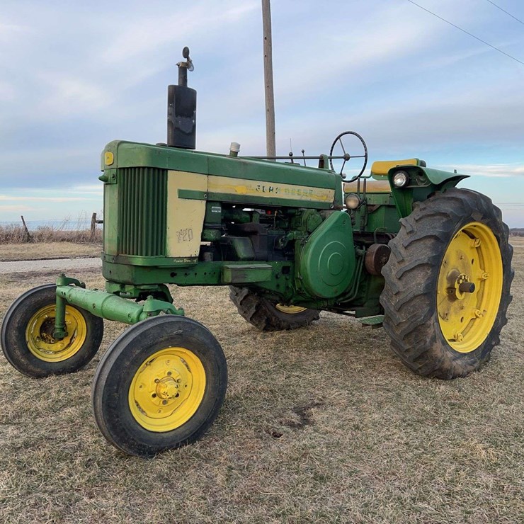 JOHN DEERE 720