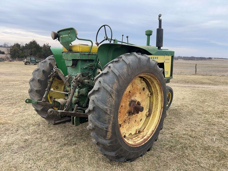 john-deere-720-image-5