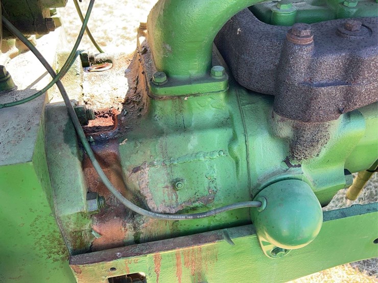 john-deere-620-image-30