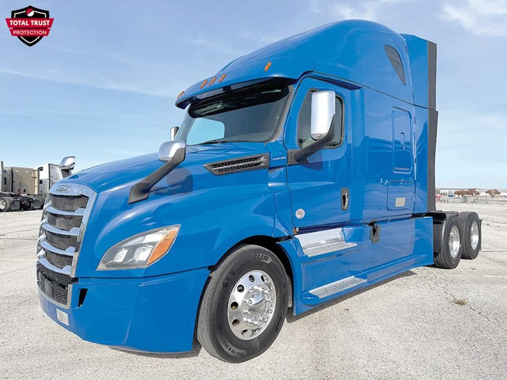 2023-freightliner-cascadia-126-image-1