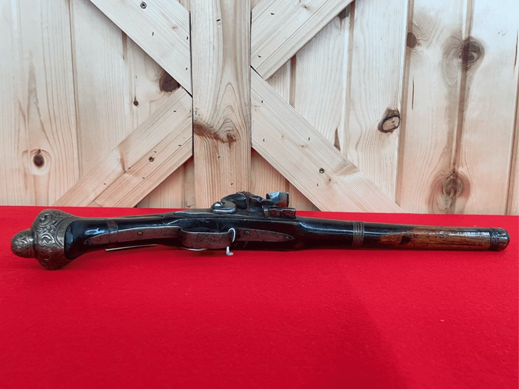 flintlock-pistol-with-ornate-brass-furniture-image-6
