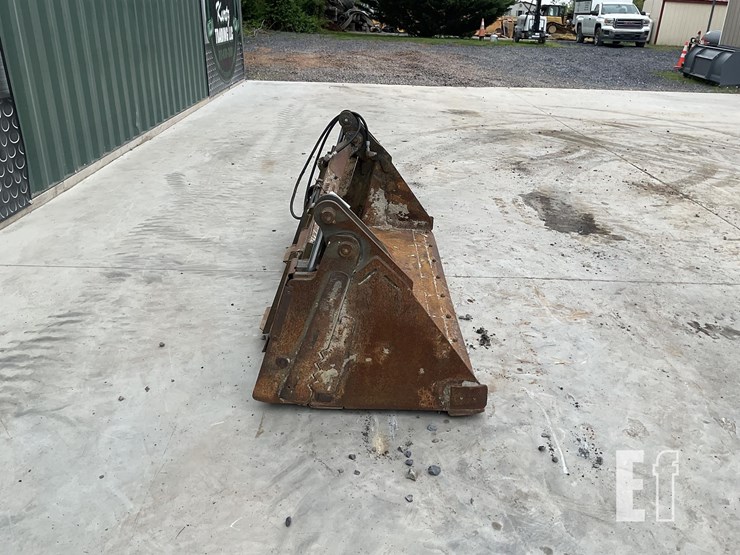 bobcat-4in1-image-4