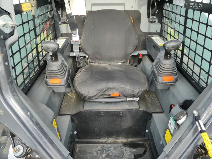 2024-bobcat-t86-image-13