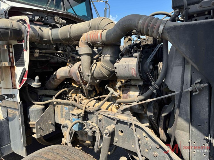 2002-kenworth-w900-image-22