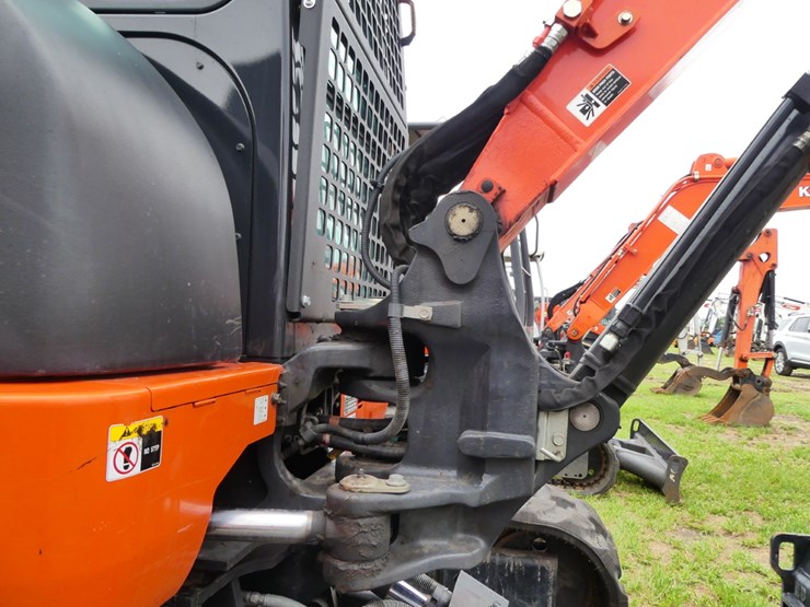 kubota-kx040-4-image-10