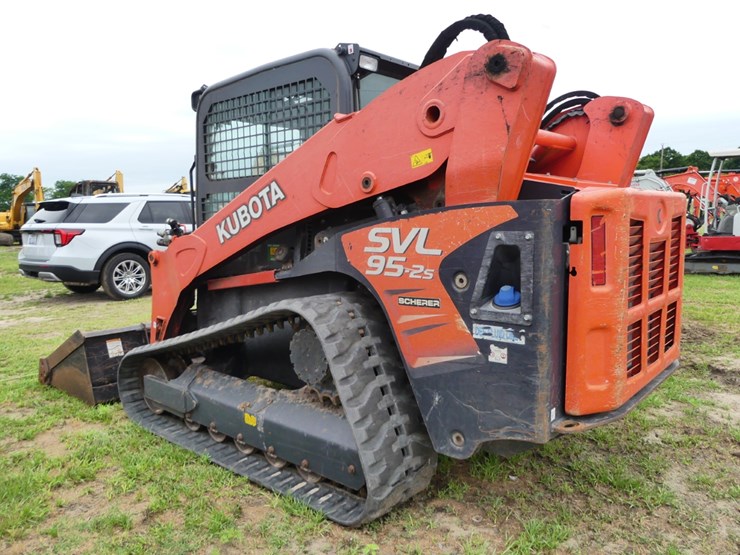 2020-kubota-svl95-2s-image-4