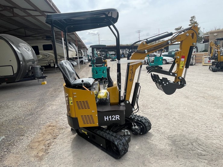 #3000-•-unused-2026-cfg-mini-excavator-image-13