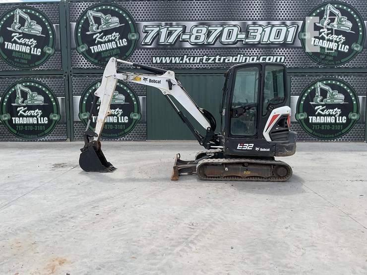 2021-bobcat-e32i-image-1