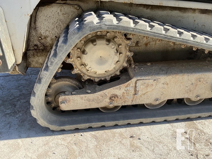 2018-bobcat-t450-image-10