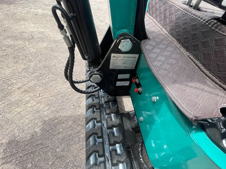 #3013-•-unused-2026-cfg-mini-excavator-image-3
