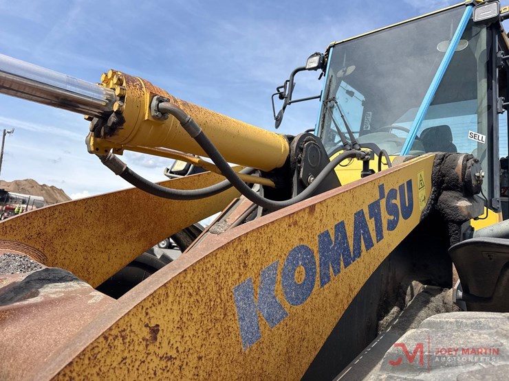 2017-komatsu-wa470-8-image-13