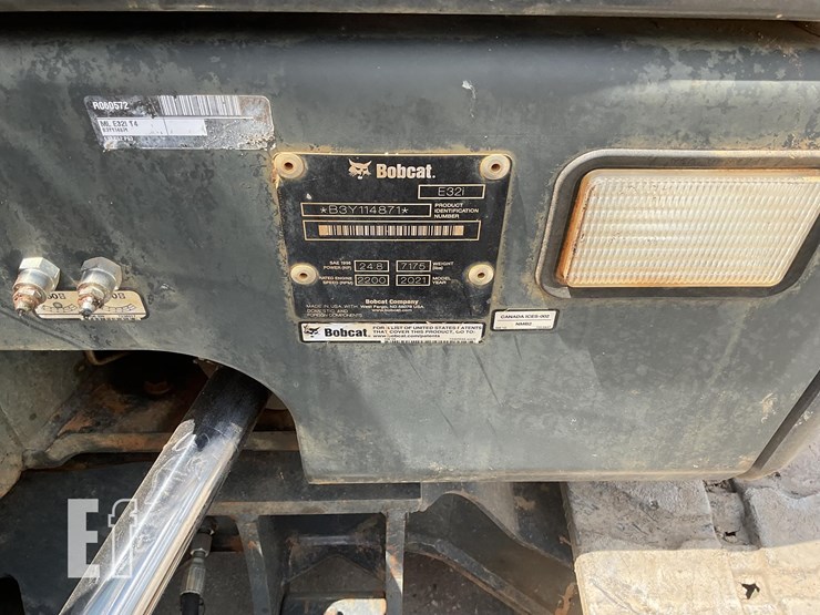 2021-bobcat-e32i-image-18