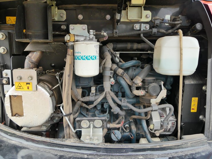 kubota-u55-5-image-7