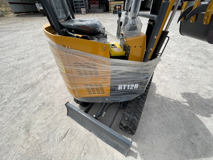 #3015-•-unused-2026-rt12r-mini-excavator-image-7