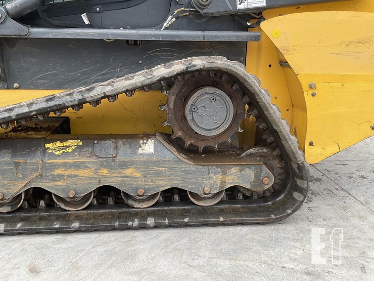 2018-new-holland-c232-image-9