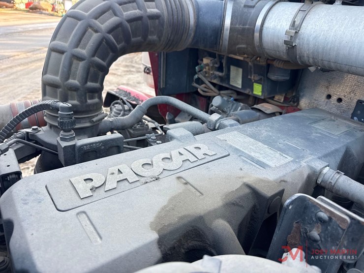 2013-kenworth-t800-image-22