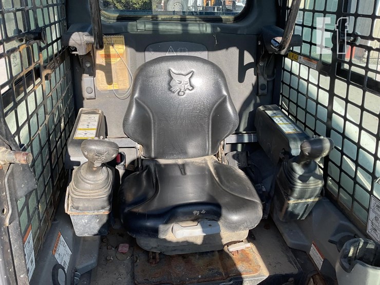 2018-bobcat-t450-image-14
