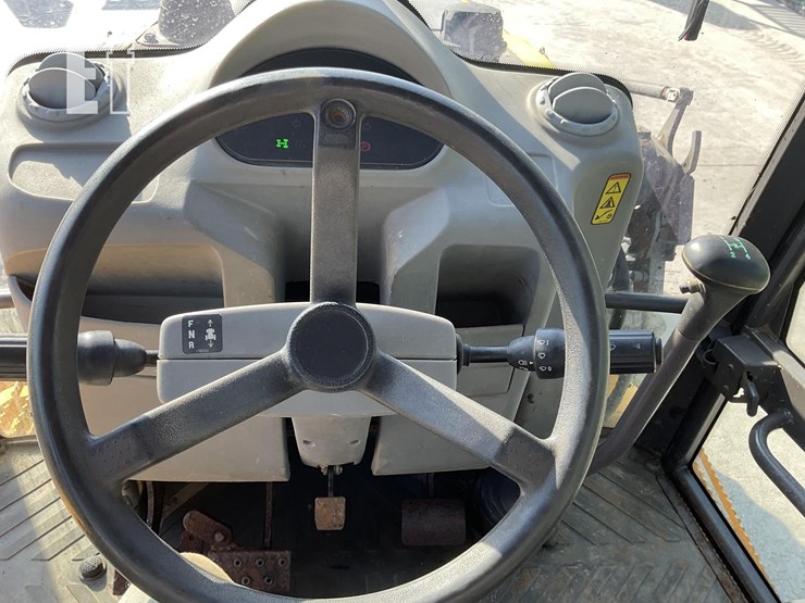 2005-volvo-bl70-image-16