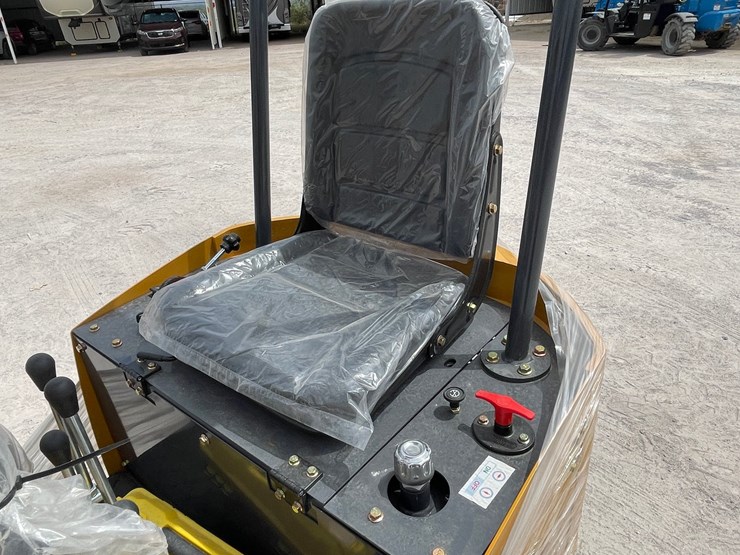 #3015-•-unused-2026-rt12r-mini-excavator-image-16