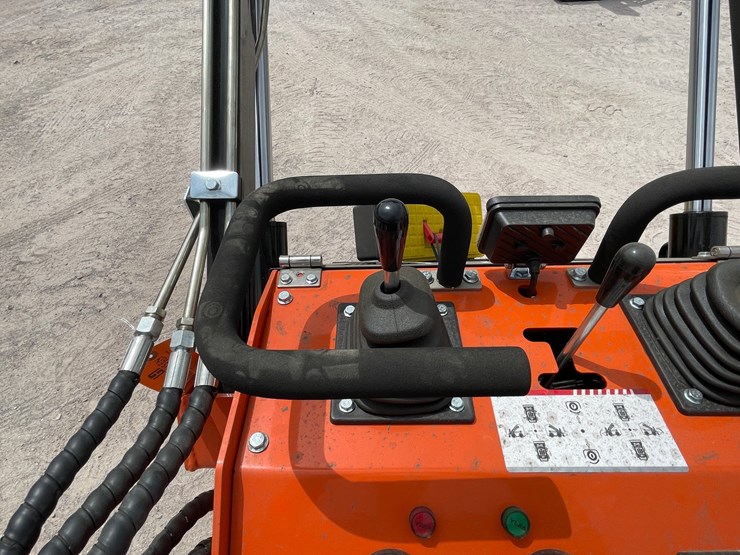 #3052-•-unused-2026-skid-steer-loader-image-15