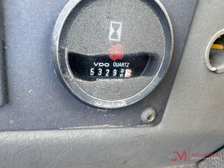 volvo-l90c-image-32