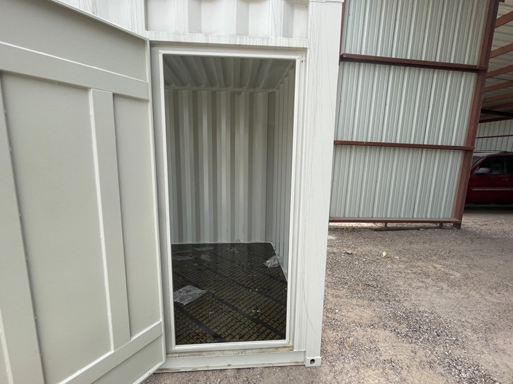 #111-•-unused-2026-storage-container-image-20