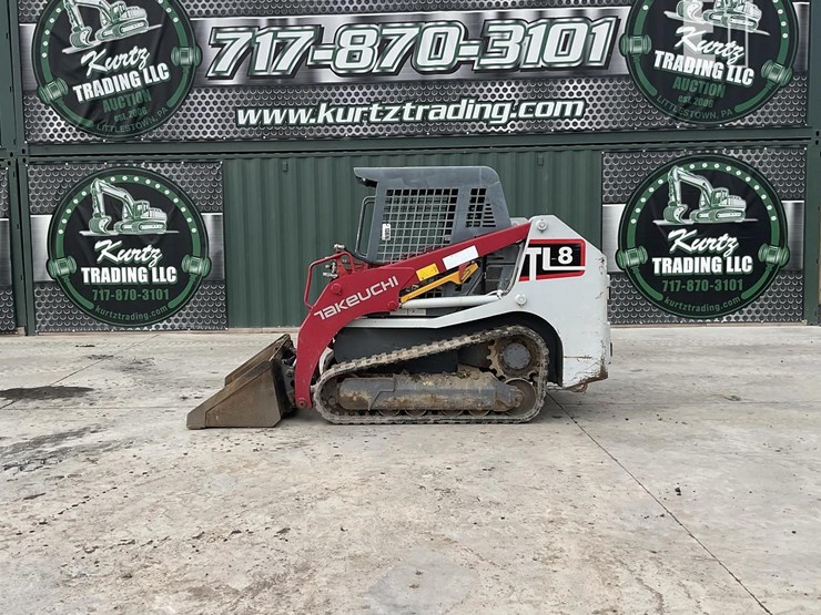 2016-takeuchi-tl8-image-1