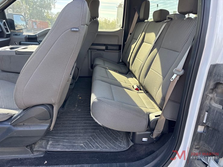 2018-ford-f150-xlt-image-23