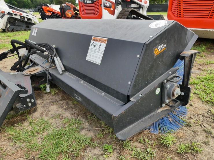 angle-broom-image-5