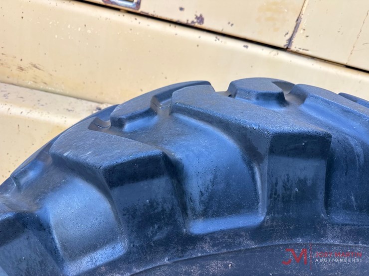1993-deere-670b-image-20