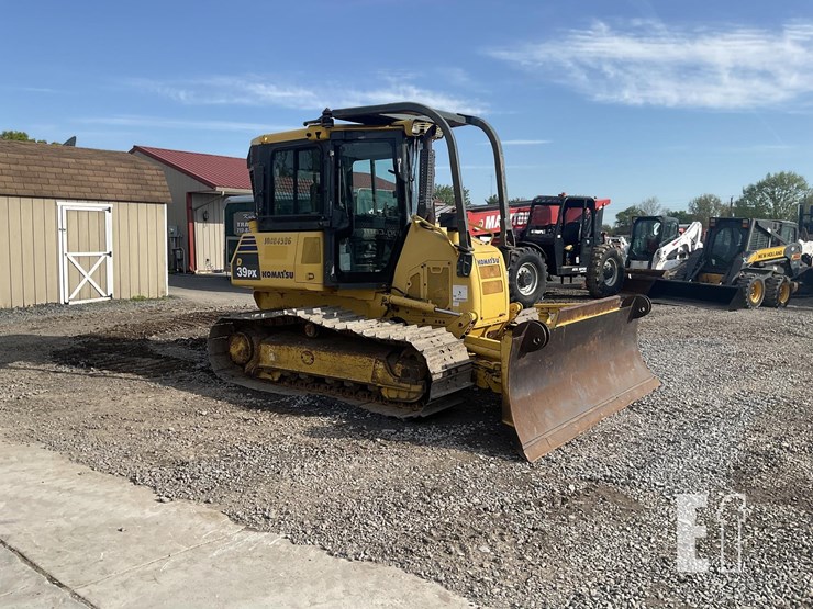 2012-komatsu-d39px-22-image-6
