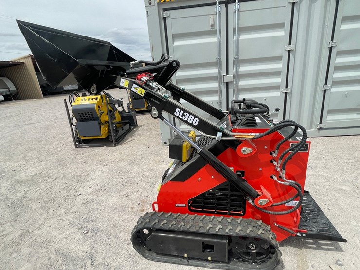 #3051-•-unused-2026-skid-steer-loader-image-10