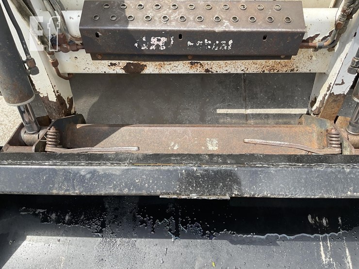 2002-bobcat-873-image-10