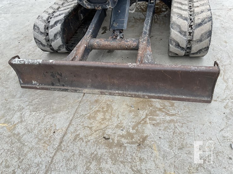 2014-deere-50g-image-14
