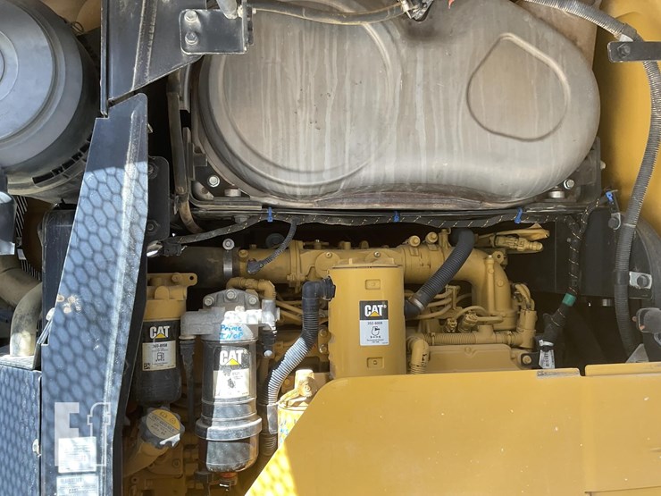 2017-caterpillar-926m-image-16