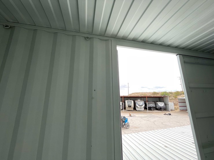 #101-•-40'-high-cube-multi-door-container-image-20