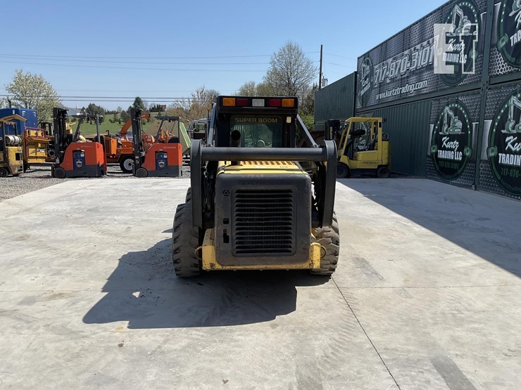 2004-new-holland-ls190b-image-3