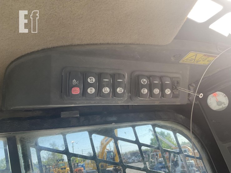2012-caterpillar-289c2-image-16