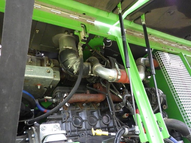 sennebogen-738e-tree-handler-image-24